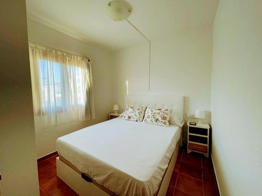 Precioso Apartamento Residencial Con Piscina Cala En Porter  Exteriér fotografie